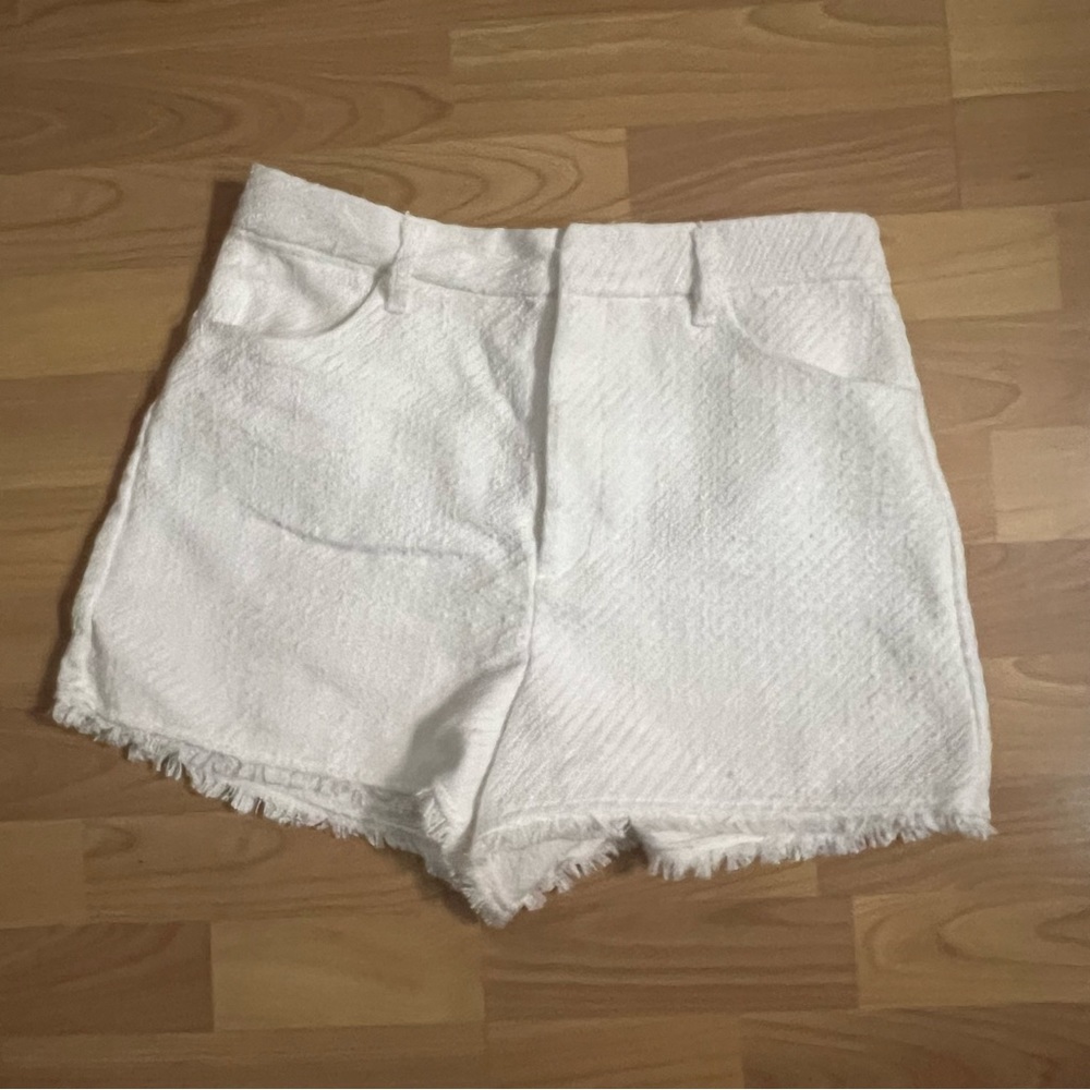 Zara White Textured Shorts - Picture 6 of 8